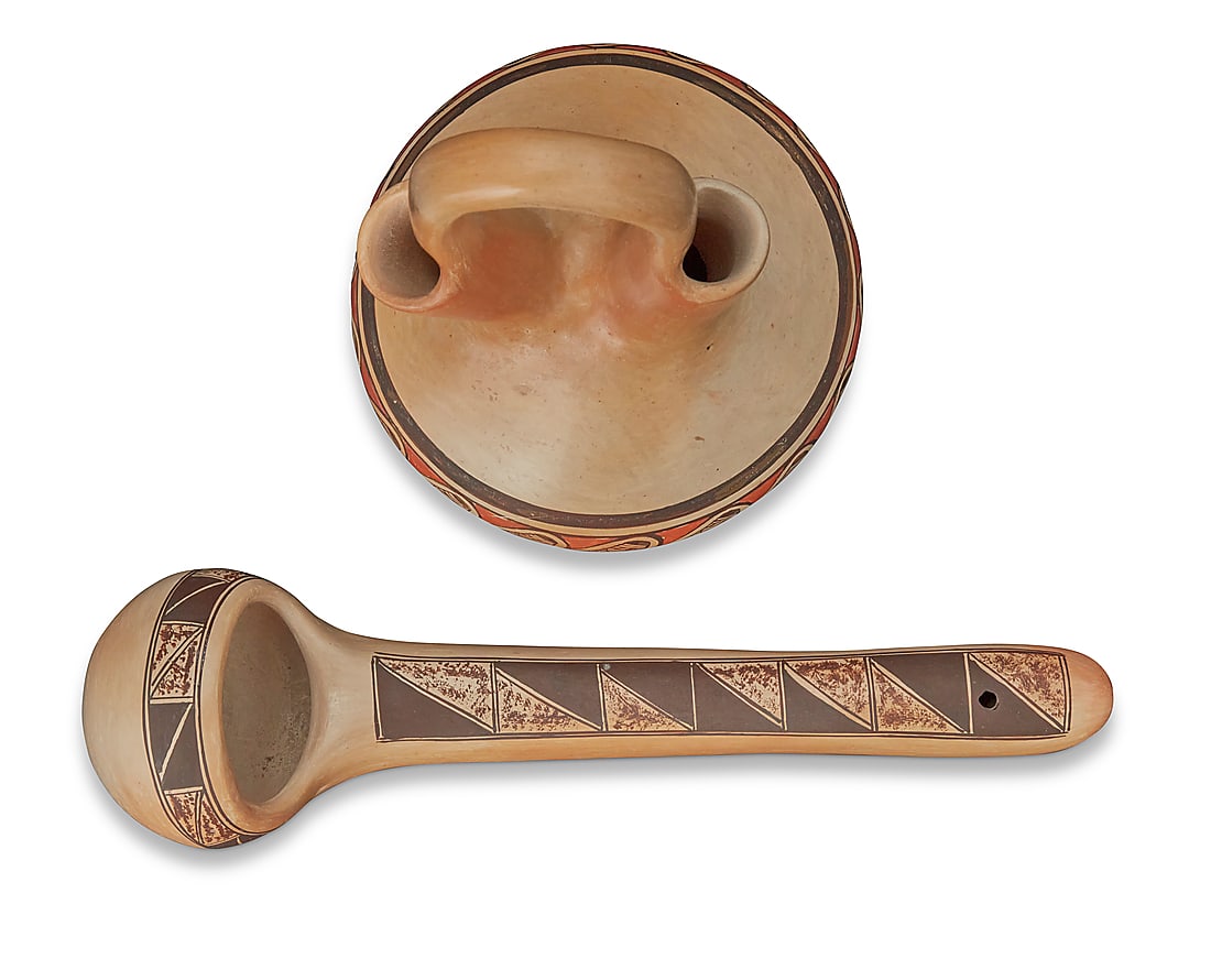 Five Hopi pottery items - 5