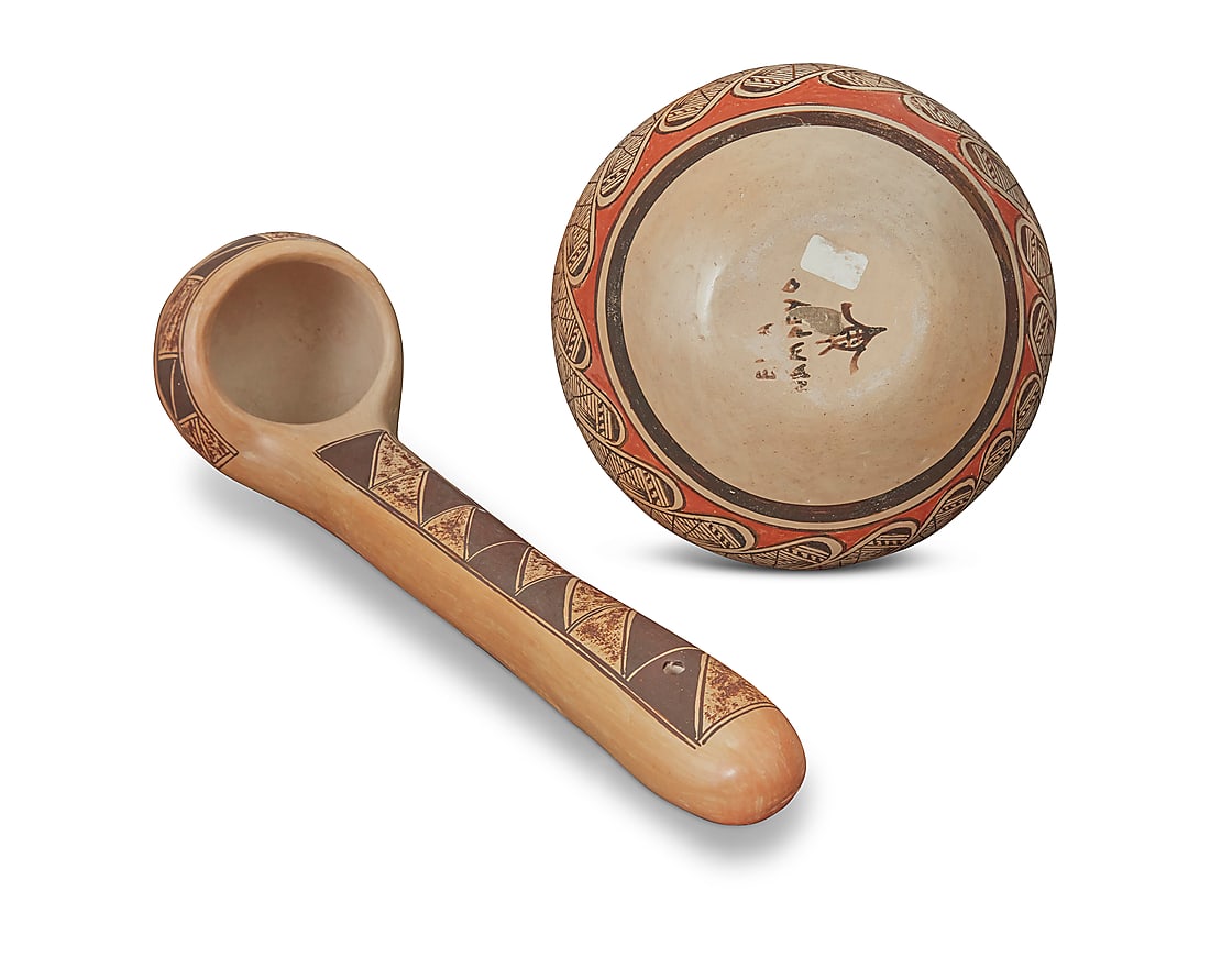 Five Hopi pottery items - 6