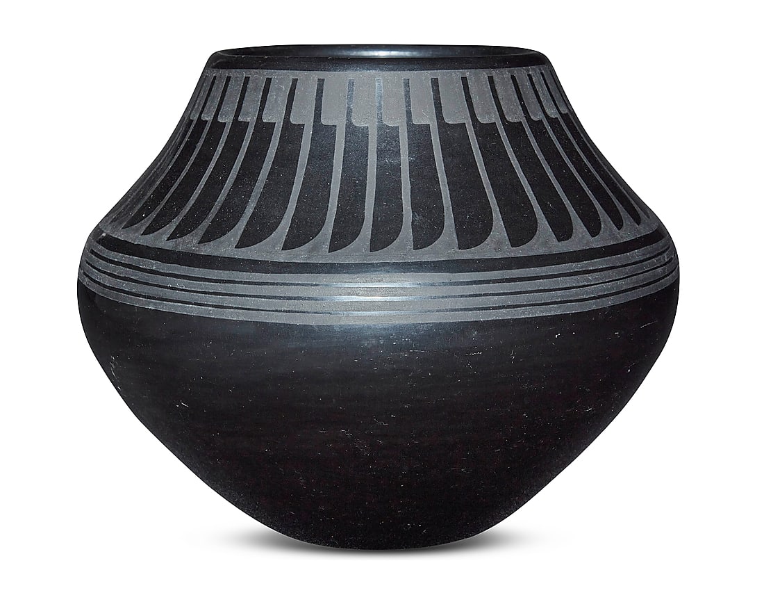 Maria Martinez & Popovi Da (1887-1980 & 1923-1971, San Ildefonso Pueblo), A blackware pottery jar (1 of 5)