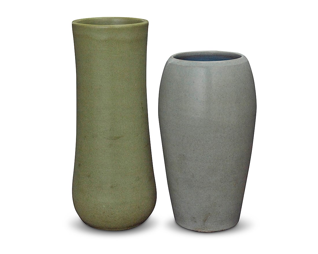 Two Marblehead glazed earthenware vases - 2
