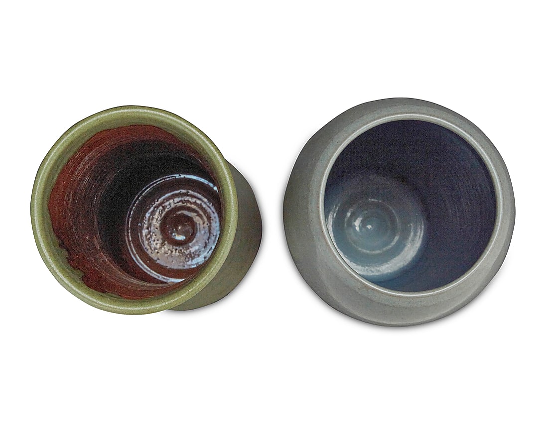 Two Marblehead glazed earthenware vases - 3
