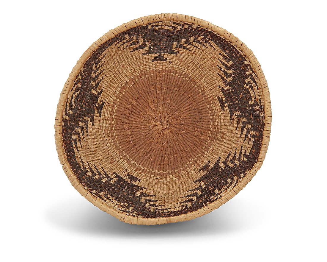 A Pit River polychrome basketry bowl - 3