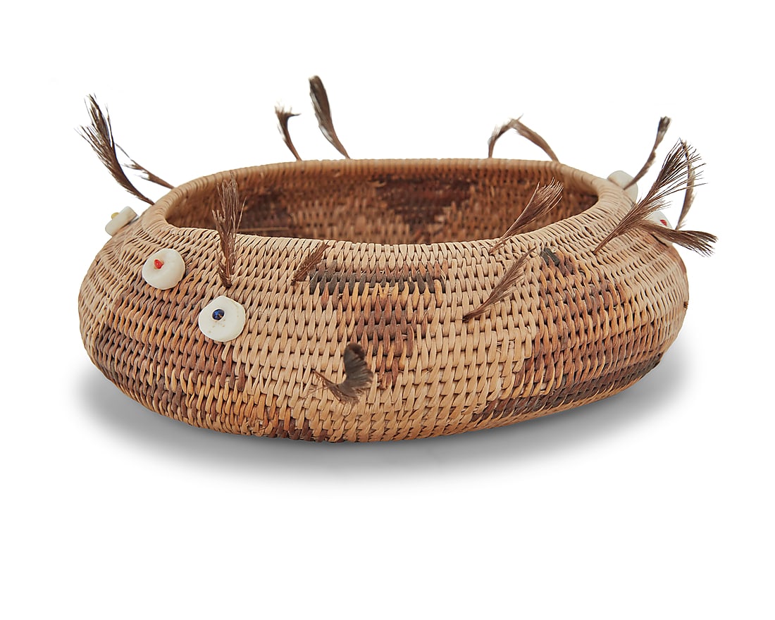 A Pomo beaded gift basket - 2