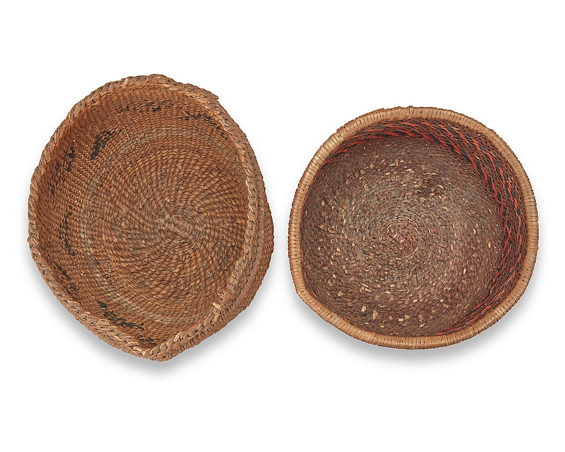 Four Western polychrome twined baskets - 5