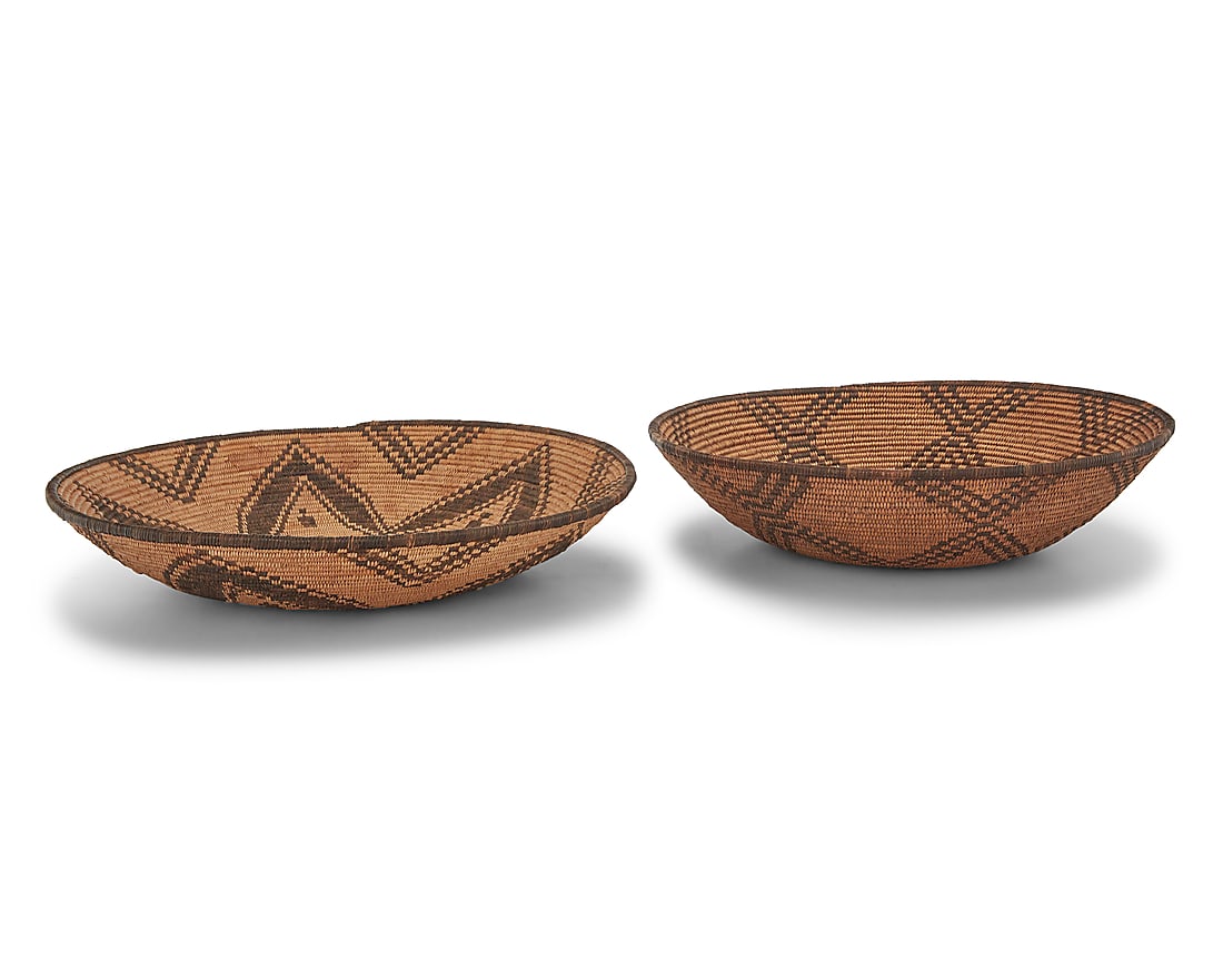 Two Western Apache basketry trays (1 of 8)