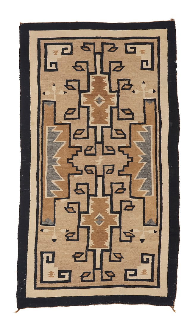 A Dine (Navajo) Two Grey Hills rug (1 of 3)