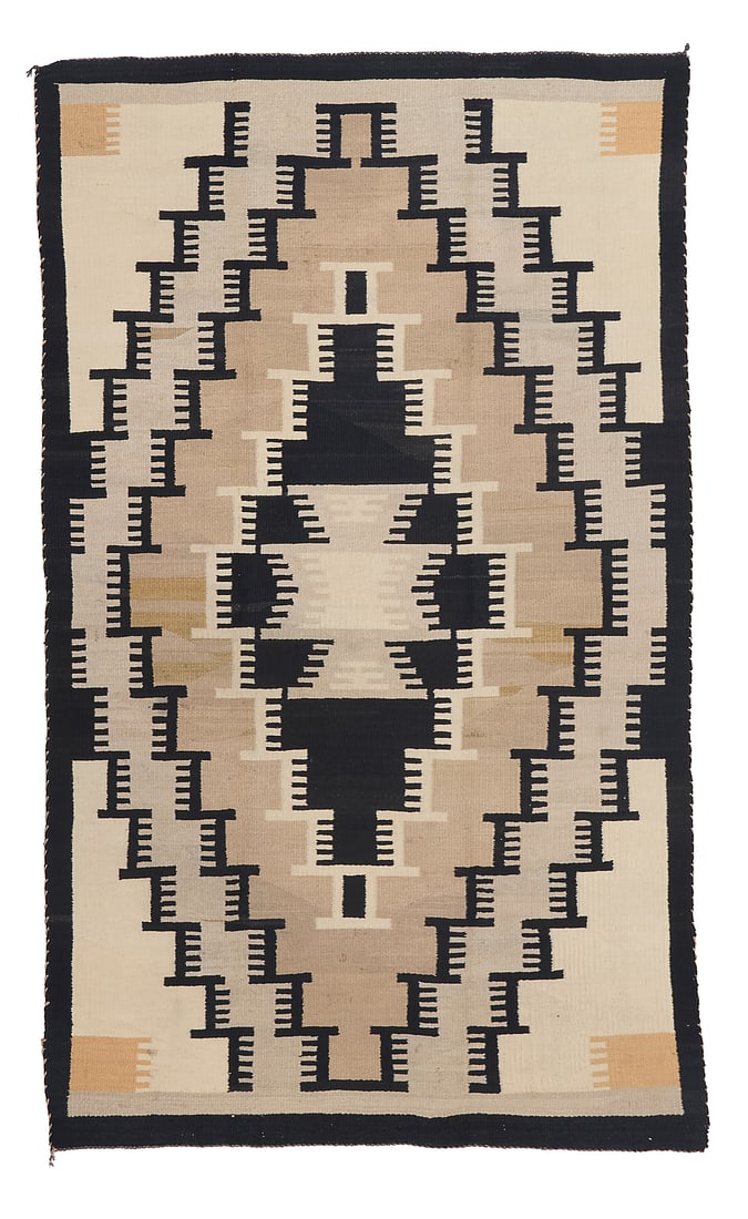 A Dine (Navajo) Two Grey Hills rug (1 of 3)