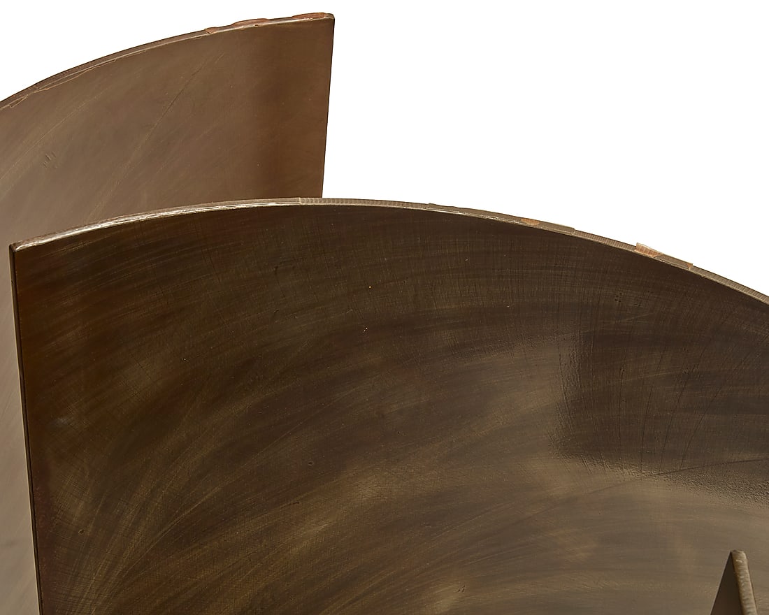 A Contemporary sculptural dining table - 8