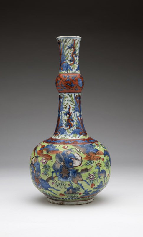 A Chinese glazed and enameled porcelain vase (1 of 4)