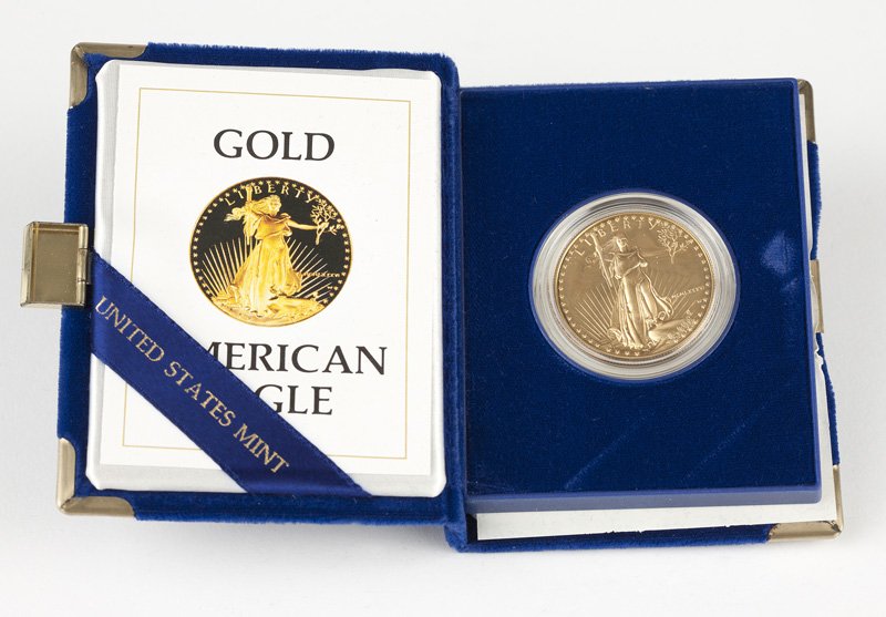 A 1986 First Year US Gold Eagle Proof Bullion Coin (1 of 2)