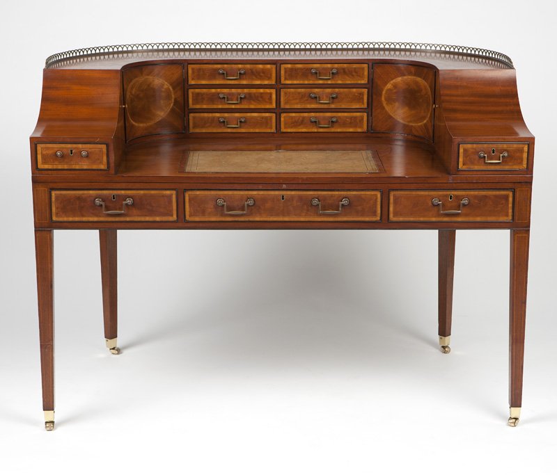 An English Carlton House satinwood desk (1 of 3)