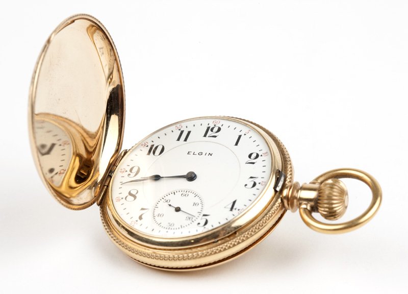 A Gents Elgin gold hunter case pocket watch (1 of 1)