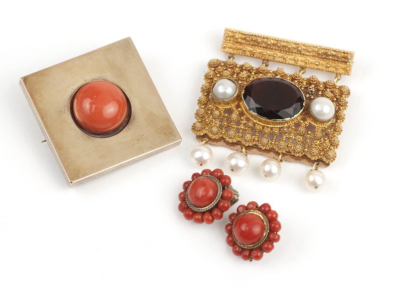 Two brooches and one pair coral costume earclips (1 of 1)