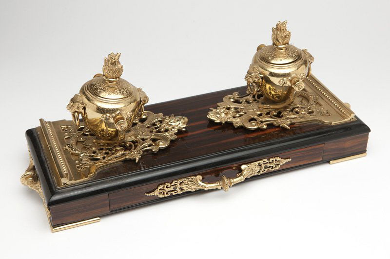 A coromandel wood and gilt-bronze book stand (1 of 7)
