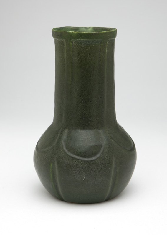 A Grueby Faience Company Arts & Crafts vase (1 of 4)