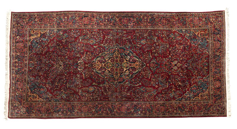 A Persian Sarouk rug (1 of 2)