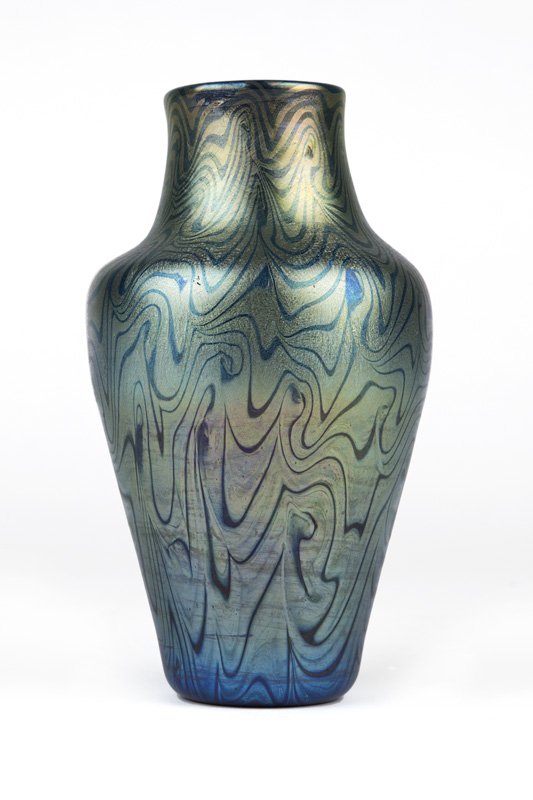 An L.C. Tiffany Favrile Damascene art glass vase (1 of 4)