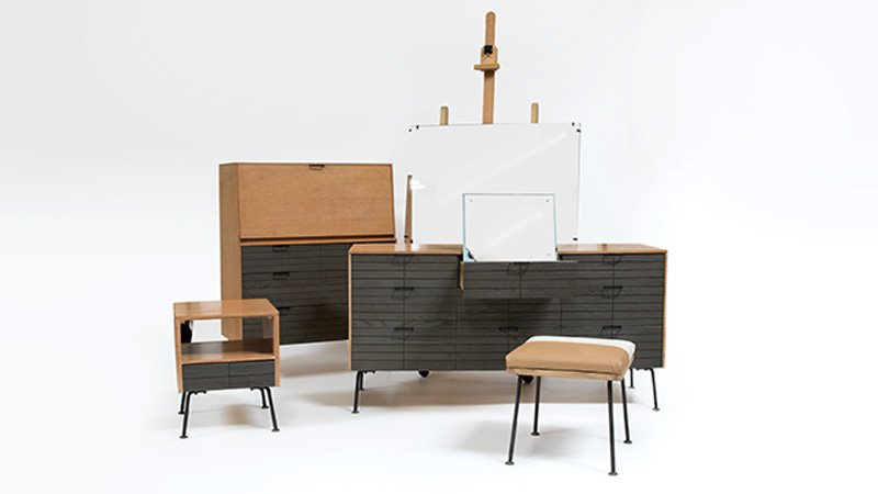 A Raymond Loewy for Mengel Furniture bedroom set (1 of 6)