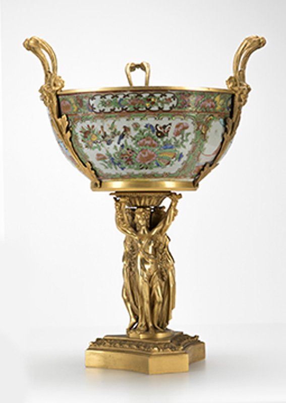 A gilt bronze-mounted Chinoiserie pedestal bowl (1 of 4)