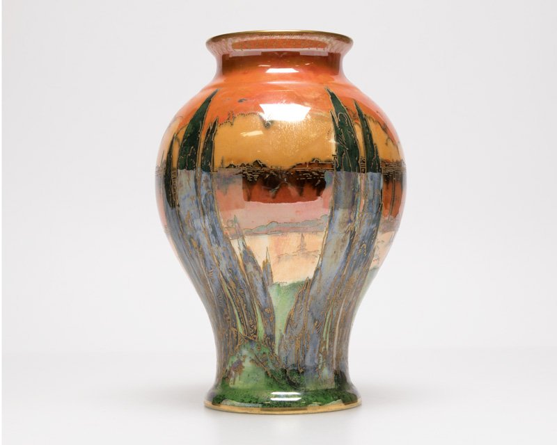 Royal Worcester Crown Ware iridescent vase (1 of 6)