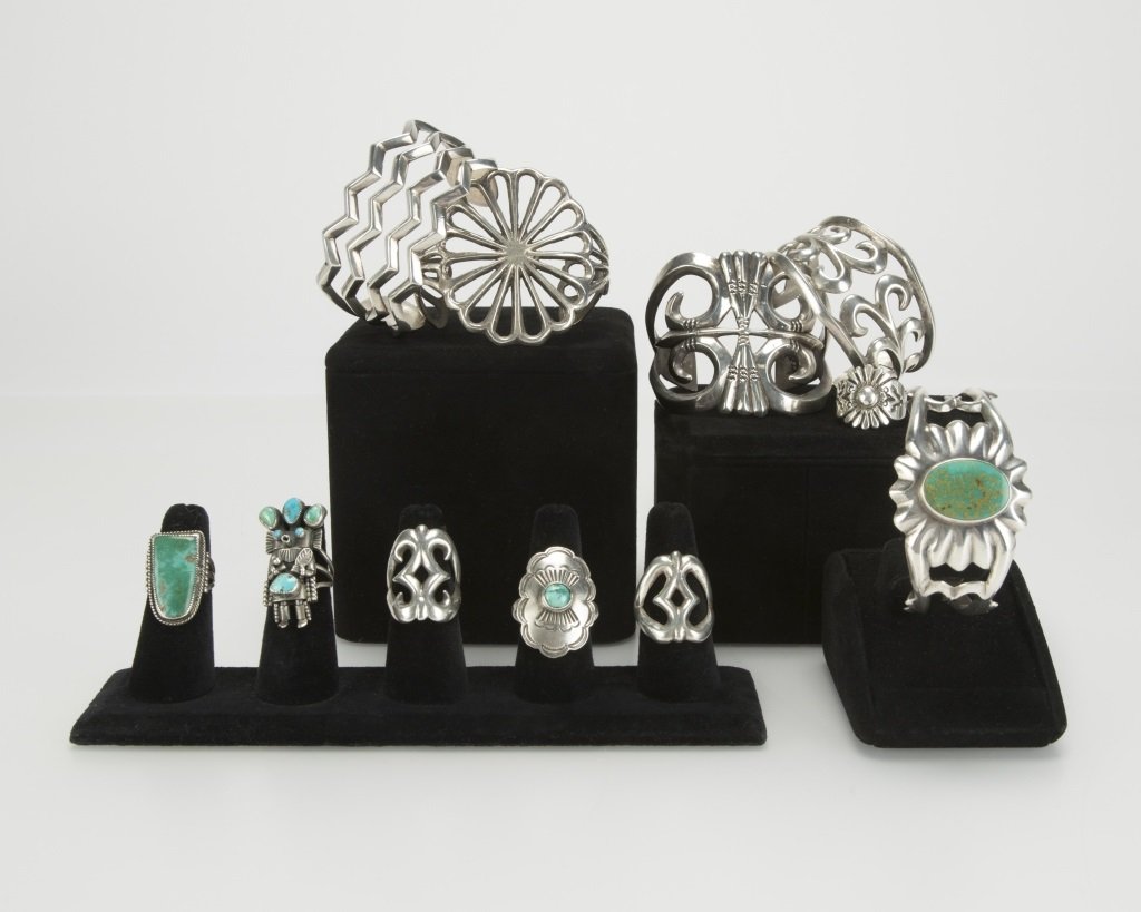 Group Native American sterling silver jewelry (1 of 2)