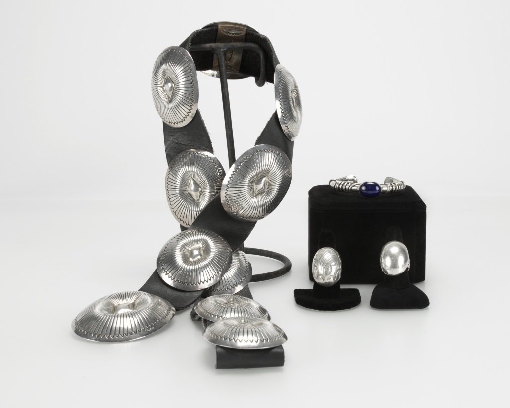 Group Orville Tsinnie (Navajo) sterling silver jewelry (1 of 4)