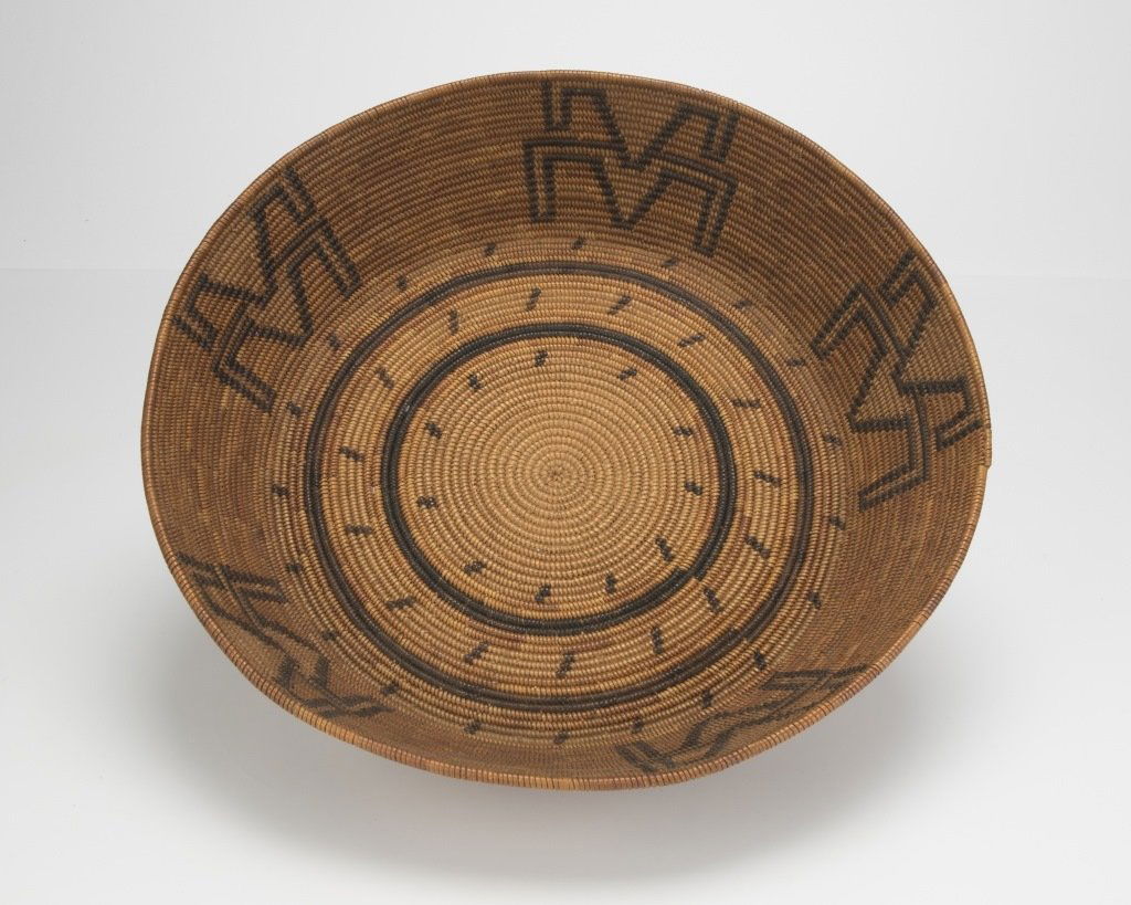 A California Mission Cahuilla polychrome basket (1 of 4)