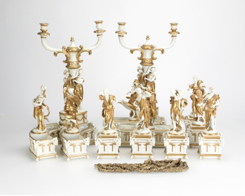 A Capodimonte-style porcelain table garniture set (1 of 3)