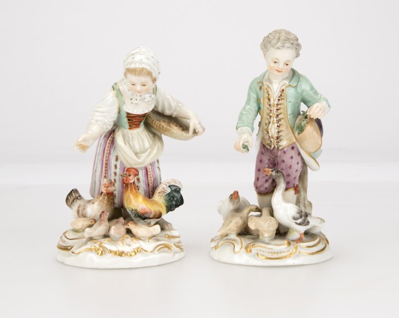 A complimentary pair of Meissen porcelain figures (1 of 9)