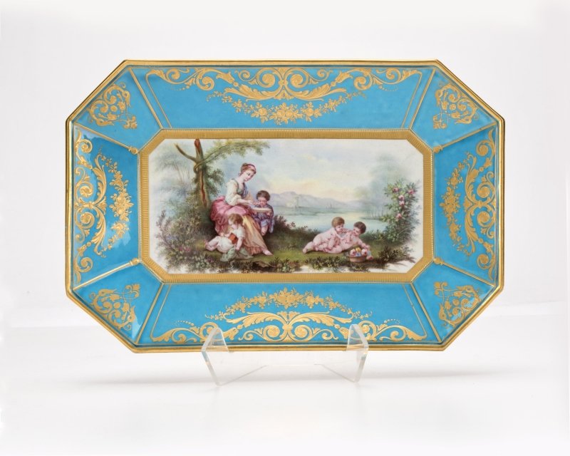 A Sevres bleu celeste porcelain dish (1 of 3)