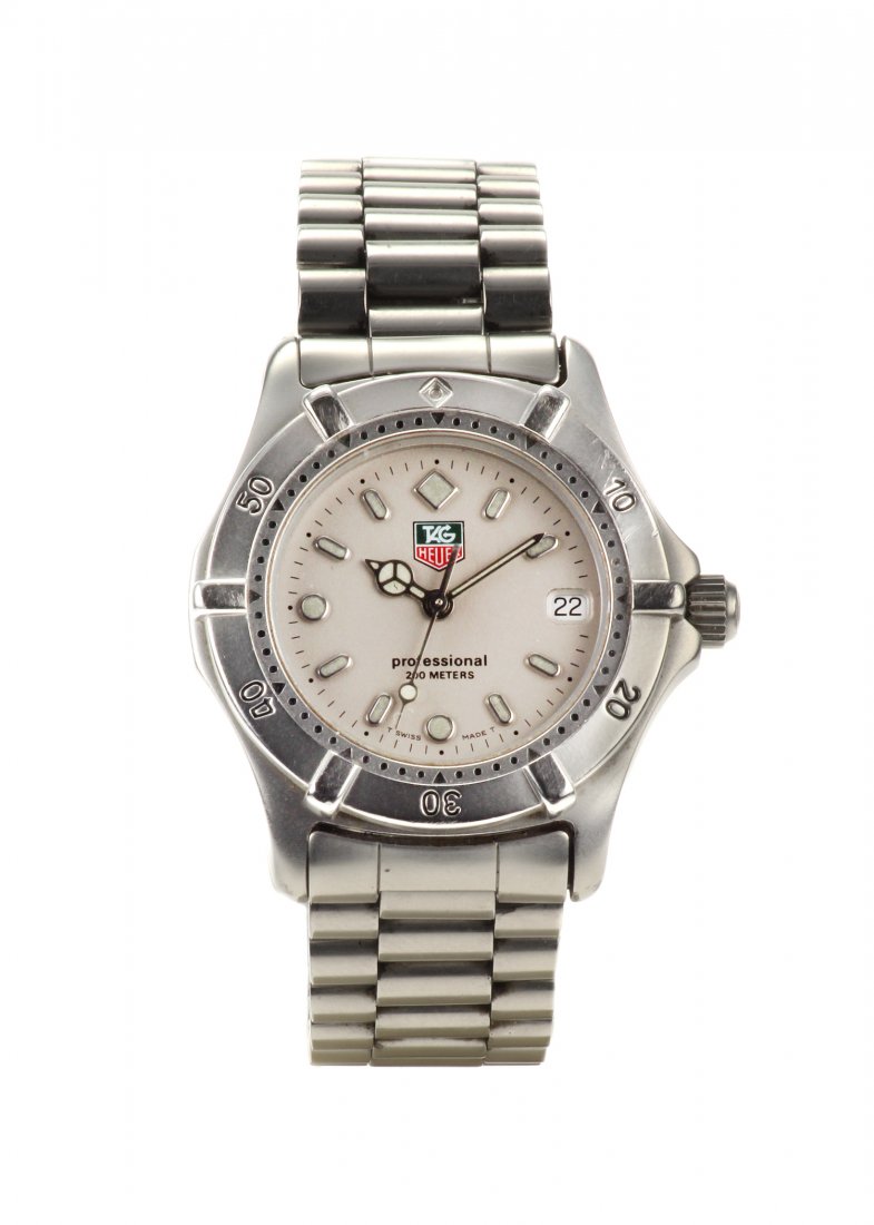 c-1998-tag-heuer-2000-professional