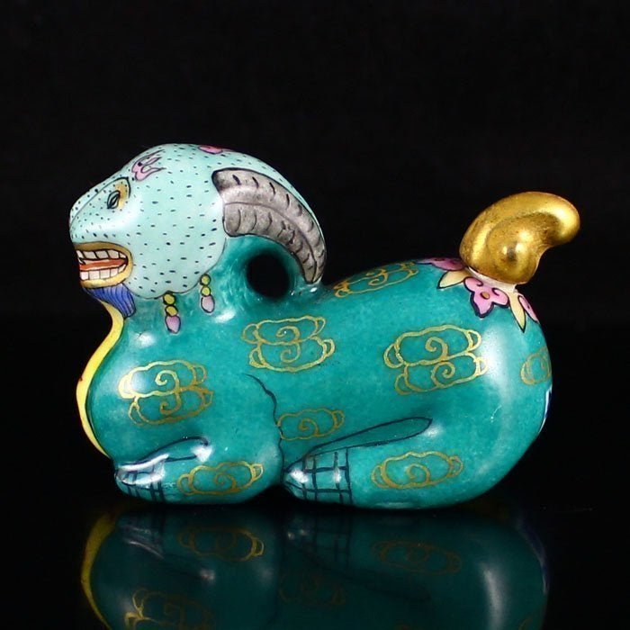 RareChinese Enamel Porcelain Snuff Bottle QianLong Mark (1 of 5)