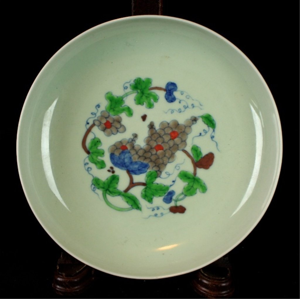 Antique Chinese Ming DouCai Porcelain Plate 1465-1487 (1 of 2)