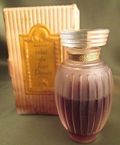 Jean DESSES CELUI Perfume Sealed w/ Presentation Box: Antique Very Rare Jean Dress CELUI PARFUM 1 Oz 30ml 3.5" tall - I believe this is a 1 Oz bottle, but it is not marked.JEAN DESSES Shell PRESENTATION BOX. Very Beautiful Soft French Floral Perfume Very