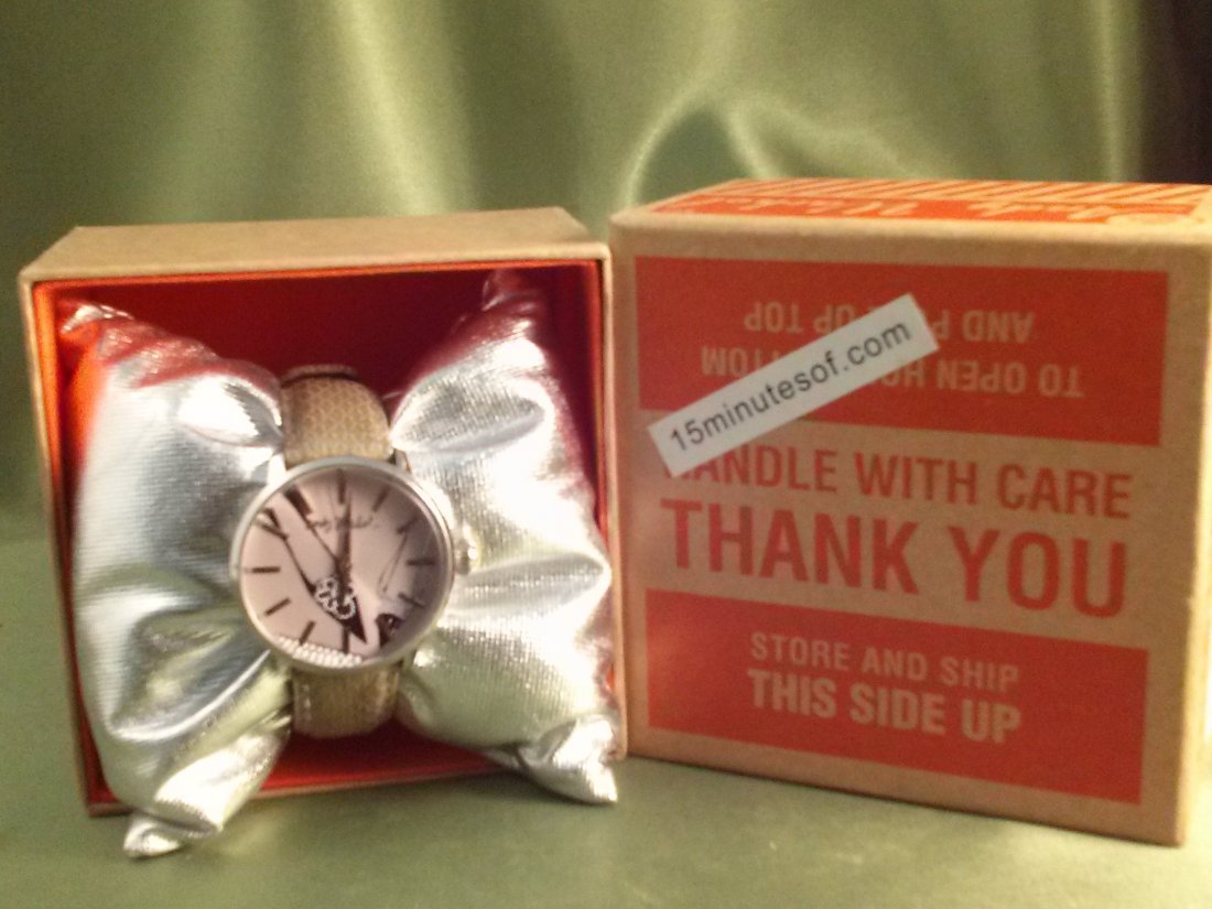Andy Warhol Designer Branded Pop Art Watch Limited Ed.: Andy Warhol Designer Branded Pop Art Watch. Japan Movement, Andy 118 is on the back of watch. Comes in original box with silver pillow rest. Measurement 8"