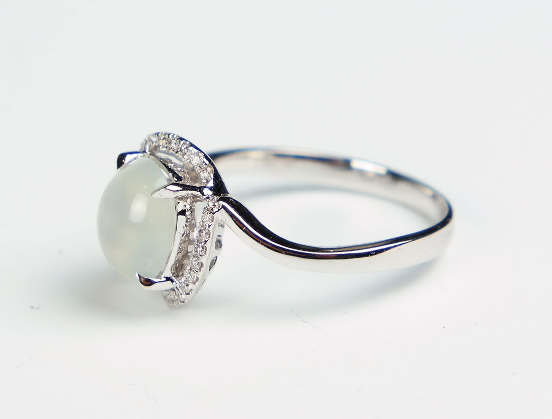 a jadeite 18k diamond ring (1 of 2)