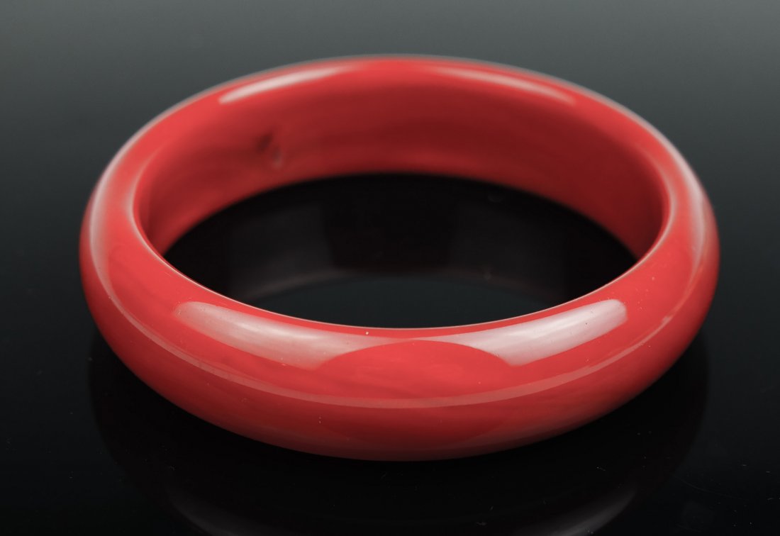 a nanhong agate bangle (1 of 2)