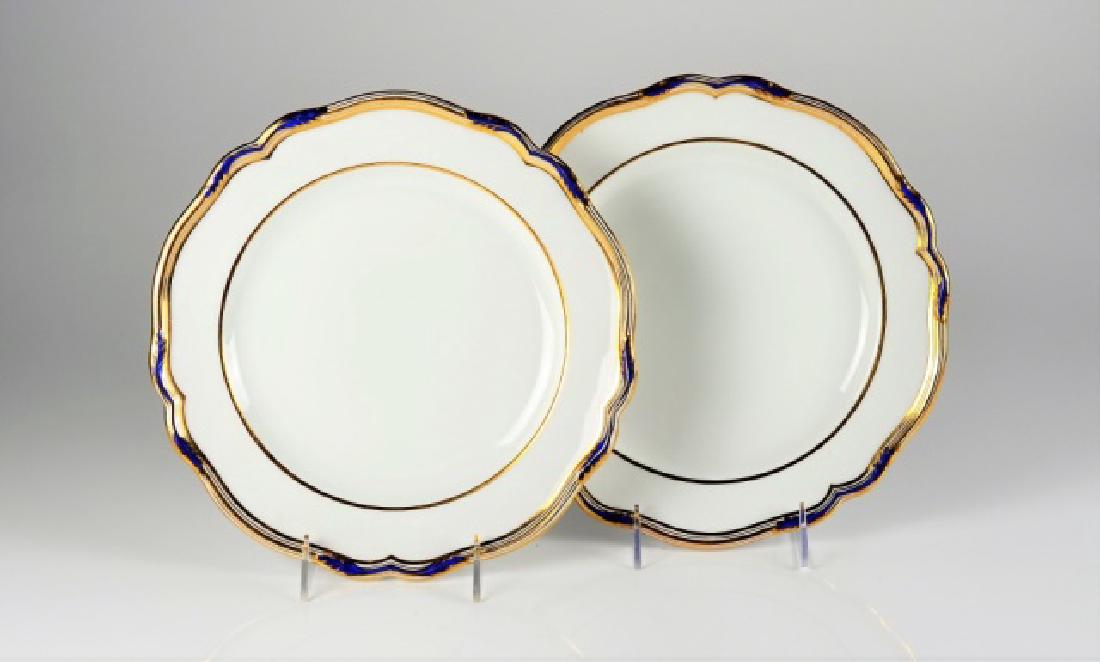 TEN SPODE STAFFORD BLUE LEAF DINNER PLATES (1 of 2)