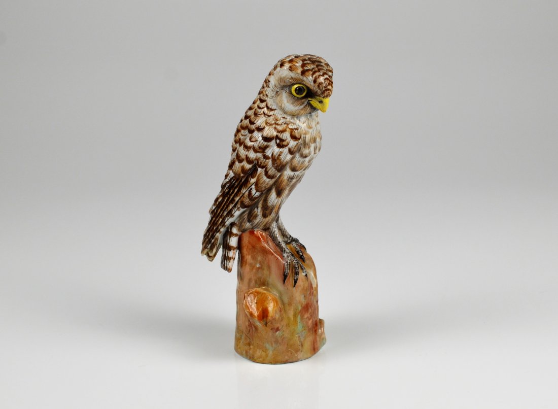 CONTINENTAL PORCELAIN FIGURE OF AN OWL (1 of 3)