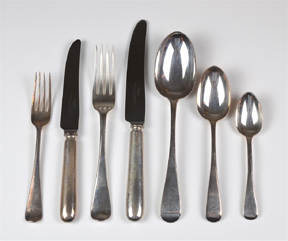 VICTORIAN ENGLISH SILVER FLATWARE SERVICE (1 of 4)