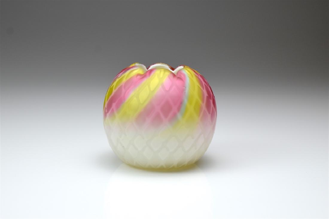 VICTORIAN RAINBOW QUILTED SATIN ROSE BOWL (1 of 2)