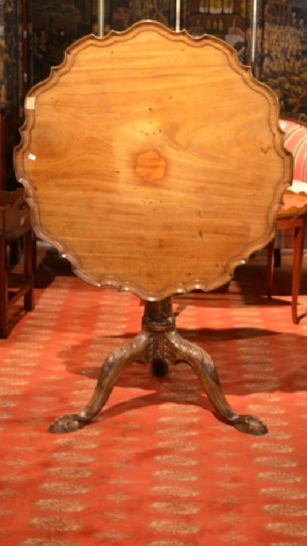 Georgian style mahogany tilt top table (1 of 4)