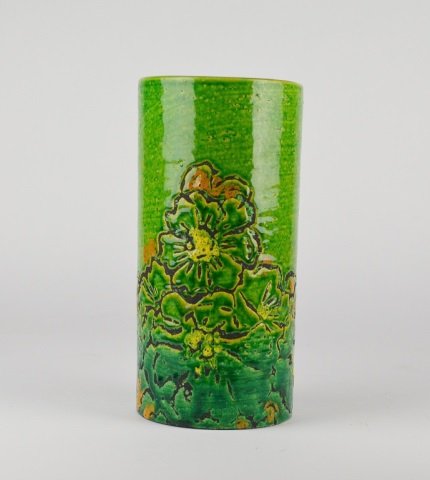 RAYMOR BITOSSI ITALIAN POTTERY VASE: Green glazed cylindrical vase with textured floral design. H: 21.5 cm. (8 1/2 in.) In good condition.
