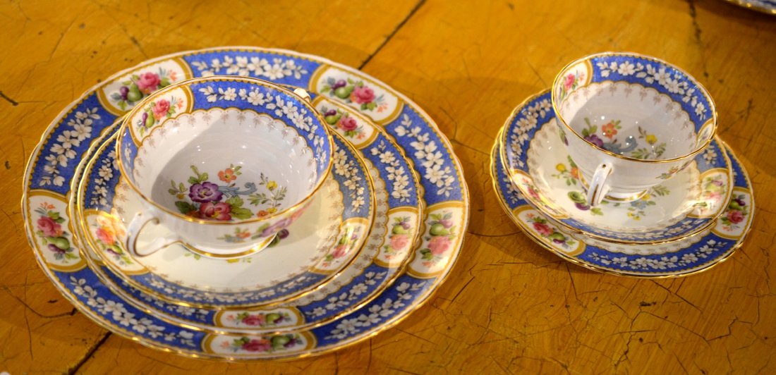 EVESHAM PATTERN DINNERWARE: Sutherland Evesham pattern service for six plus extras. Comprised of 6 dinner plates, 6 salads, 6 sides, 6 cream soups with saucers, 6 teacups and saucers.