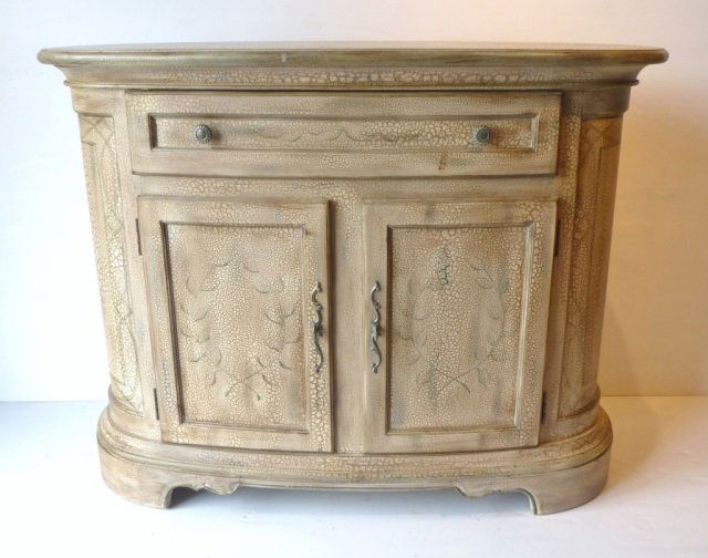 MODERN SIDE SERVER WITH CRACKLE FINISH: 34 1/4" x 44 1/2" x 20 3/4"