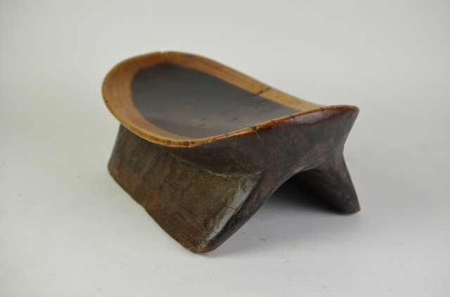 RARE EXOTIC HARDWOOD STOOL, UNKNOWN TRIBE, AFRICA: Late 19th C. L: 35.9 cm.