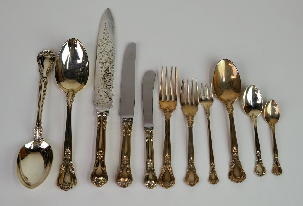 BIRKS SILVER CHANTILLY PATTERN FLATWARE SERVICE (1 of 1)