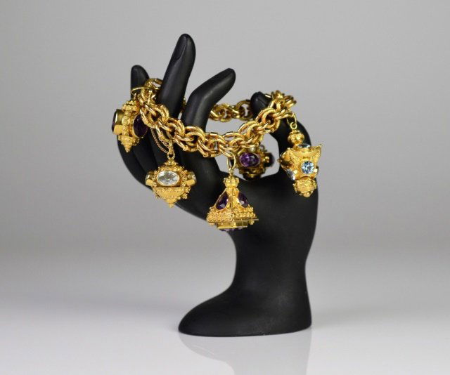 ETRUSCAN REVIVAL GOLD FOB BRACELET (1 of 2)