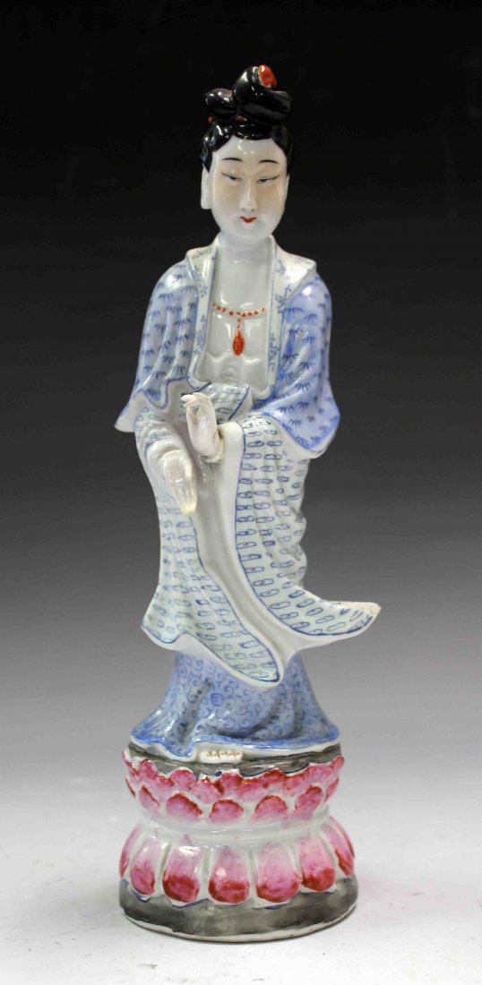 CHINESE FAMILLE PORCELAIN GUANYIN: "A Chinese Famille Porcelain Guanyi