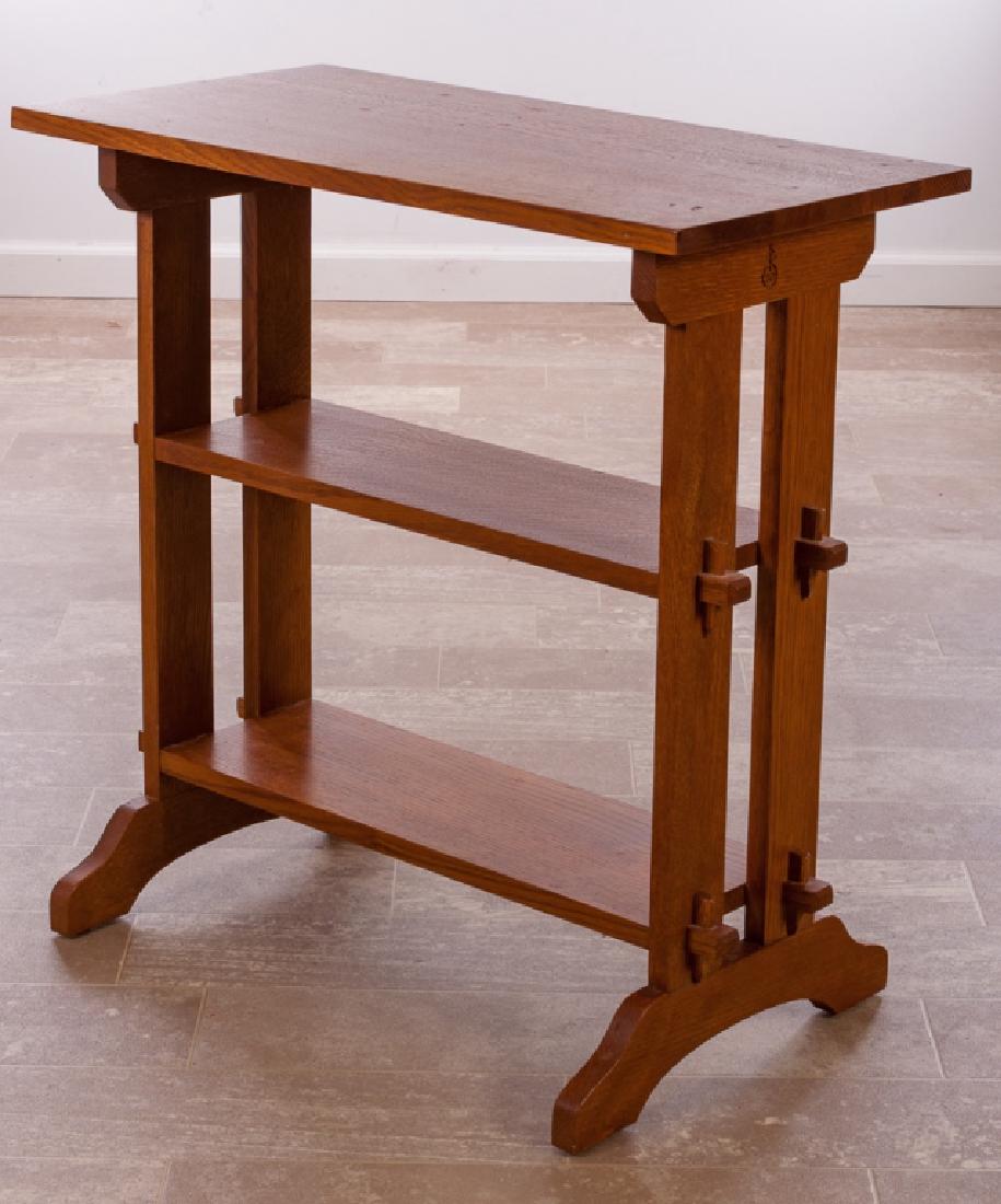 Stickley Roycroft Little Journeys Bookshelf: Stickley Furniture mission oak "Roycroft Little Journeys Table", having three tiers and exposed pegs and through-tenon tongues; measures approximately 26-3/8" high, 26" wide and 13-1/2" in depth. Bran